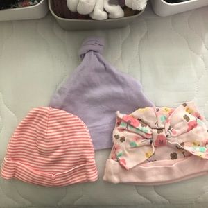 Newborn. 0-3 month girl beanies bundle